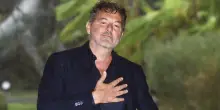 Teo Mammucari: «Mamma mi lasciò in collegio a 3 anni, le suore mi picchiavano. Francesca Fagnani? Nessun rancore»