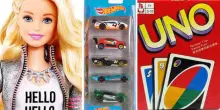 Dazi, alle stelle anche i prezzi delle Barbie. Trump ironizza: «Ne bastano due, non 37». Dalle carte Uno alle Hot Wheels, tutti i rincari