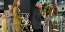 Kate Middleton regina di stile, il tailleur di Victoria Beckham (da 1590 euro) per il Queen Elizabeth Award