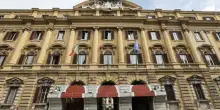 Spread sotto quota 100: torna ai livelli del 2021. Piazza Affari ai massimi