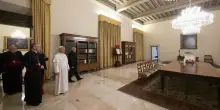 Palazzo Apostolico, via alla ristrutturazione: nell'appartamento papale trovata muffa per alcune perdite. E un cornicione di travertino si sta distaccando