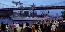 Nave scuola della Marina messicana contro il ponte di Brooklyn: 2 morti e 17 feriti, alcuni in condizioni critiche