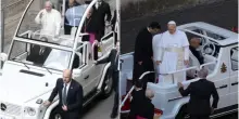 La papamobile di Leone XIV, una Mercedes elettrica bianca (scoperta) con le scalette rosse: il giro tra i fedeli
