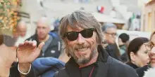 Pierpaolo Piccioli nuovo direttore creativo di Balenciaga, l'annuncio su Instagram: «Possibilità affascinanti per un nuovo capitolo»