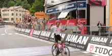 Giro d'Italia, assolo di Richard Carapaz, Del Toro resta leader