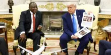 Casa Bianca, Trump mostra foto del «genocidio» di agricoltori bianchi in Sudafrica, ma le immagini sono del Congo