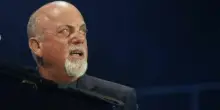 Billy Joel e la malattia rara: «Ho l'idrocefalo normoteso, problemi a udito e vista». Annullati concerti e tour. Cosa è la patologia