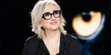 Lunetta Savino: «Da giovane è capitata una cosa a tre. Brignano? Pessimo baciatore. Per il ruolo di "prof di fellatio" ero terrorizzata»