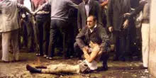 Strage di piazza della Loggia, otto morti e 41 anni di silenzio: misteri, ipotesi e incongruenze sull'attentato che sconvolse Brescia e l'Italia
