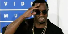 Diddy, la testimonianza dell'ex dipendente Capricorn Clark: «Mi ha rapita prima di entrare nella casa di Kid Cudi»
