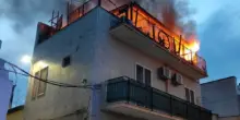 Incendio in mansarda, morti fratello e sorella nel Barese: forse un gesto volontario