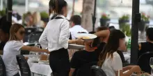 Estate 2025, 50mila lavoratori stagionali secondo Assolavoro. Maggiori assunzioni al nord-est