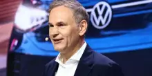 Volkswagen Group tratta con Trump per dazi e investimenti. Target è superare sanzioni tramite investimenti negli Usa