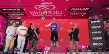 Giro d'Italia 2025, a Champoluc vince Prodhomme. Domani tappa decisiva con Colle delle Finestre e Sestriere