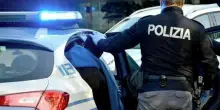 Napoli, rapina choc a distributore di benzina dell'Arenella: arrestati i due malviventi
