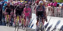 Il Giro d'Italia perfetto della Visma-Lease a Bike: Olav Kooij vince a Roma, Simon Yates in rosa