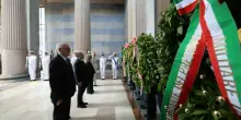 Festa della Repubblica, partite le celebrazioni a Napoli: l'omaggio ai caduti al Mausoleo Schilizzi