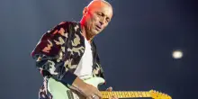 Alex Britti: «Spiato dalla mia ex per l?affido di nostro figlio. Sanremo? Non mi vogliono. Lucio Corsi è bravo ma "molto Instagram"»