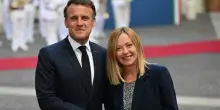 Meloni riceve il presidente francese Macron, in corso il bilaterale. Parigi: «L'Italia è un partner importante»