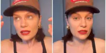 Jessie J: «Ho un cancro. Sparirò per un po' ma tornerò con un seno enorme e ancora più musica»