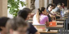 Commissari esterni maturità 2025, pubblicati i nomi: ecco dove vederli. Tutto sull'esame: date, materie e punteggio