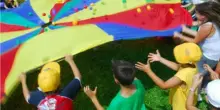 Cesena, bimbo rifiutato al centro estivo perché figlio di insegnanti: «A luglio non lavorano». La denuncia: «Questa è discriminazione»