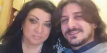 Gennaro Fiscarelli scomparso a 32 anni: la felpa accanto all'auto bruciata e i dubbi sulla lite. L'appello della mamma: «Chi sa qualcosa parli»