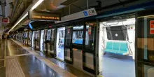 Napoli, chiudono tre stazioni della Linea 1 per l'estate: tre mesi di stop