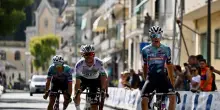 Giro della Campania, stilettata di Leonardo Vesco sul traguardo di Maiori. Mirko Bozzola leader in classifica