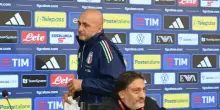 Spalletti esonerato, non è più ct dell'Italia: l'ultima conferenza stampa, si commuove e se ne va