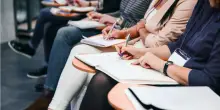 Agenzia Industrie Difesa, via al concorso a 111 posti per funzionari e assistenti: il bando, i settori interessati e come fare la domanda