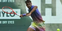 Cobolli contro Shapovalov, chi è il tennista azzurro: età, carriera, fidanzata, il passato nella Roma, l'amico Bove e l'idolo