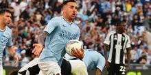 Vecino ha rinnovato con la Lazio. Il club: «Scelta di continuità, opzione fino al 2027»