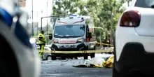 Minivan contro scooter sul lungotevere a Roma: morta nell'incidente Giulia Attene, aveva 22 anni