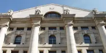 Borsa, le piccole superano le big: Le Pmi regine di Piazza Affari