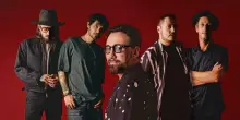 Federico Zampaglione: «Questo è il disco della svolta dei Tiromancino e lo celebriamo in tour. I finti sold out? Accadeva anche prima, ma occhio ai giovani»