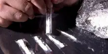 Droga, è record di morti per cocaina in Italia: cannabis boom, allarme antidepressivi tra i ragazzi