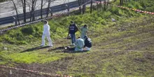 Ragazzo di 21 anni ucciso, il cadavere trovato nei campi vicino l'A1 all'altezza di Pieve Fissiraga (Lodi): è giallo