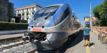 Terremoto Campi Flegrei, interrotta la circolazione dei treni: ferma anche la Linea 2
