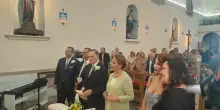 Clemente Mastella e Sandra, nozze d'oro a Ceppaloni: la festa per i 50 anni di vita insieme, da Casini a Piantedosi. Tutti i vip presenti