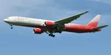 Russia, pezzi di ricambio per aerei Airbus e Boeing (quasi 1 miliardo di euro) importati segretamente