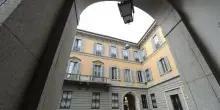 Mediobanca cade in Borsa per l?addio di Mediolanum