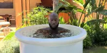 Napoli, Lukaku si allena anche in vacanza: bagno ghiacciato e allenamento per BigRom