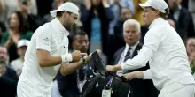 Sinner, Dimitrov si ritira per infortunio: lacrime per il bulgaro che saluta Wimbledon. Cosa è successo