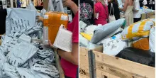 Pacchi mai reclamati venduti a sorpresa: «Come una caccia al tesoro, con 20 euro tre smartwatch». Cos'è King Colis e quali sono i prezzi
