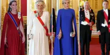 Royal family, le pagelle dei look al galà per Macron: Kate omaggia Lady D (10), la regina Camilla ricicla l'outfit (7), Elthon John con gli occhiali (9)