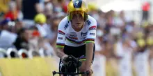 Tour de France 2025, Evenepoel domina la cronometro di Caen. Pogacar in maglia gialla, crolla Vingegaard