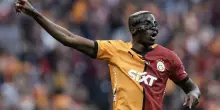 Calciomercato Napoli, il club attende le garanzie bancarie per Osimhen: scatto per Lucca