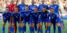 L'Italia perde contro la Spagna (3-1) ma conquista i quarti di finale dell'Europeo: mercoledì sfida alla Norvegia. Soncin si commuove in diretta
