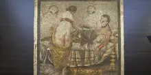 Il mosaico hot torna a Pompei